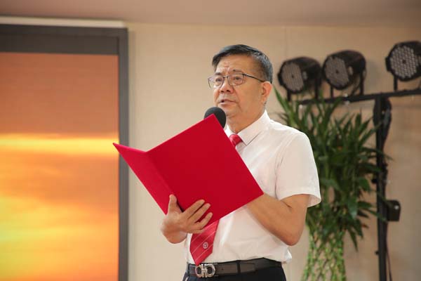 8M7A4694.jpg 8M7A4694.jpg