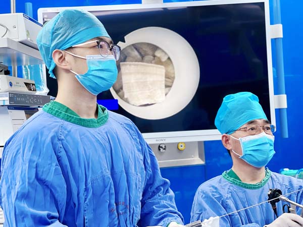 夏俊哲.jpg 夏俊哲.jpg