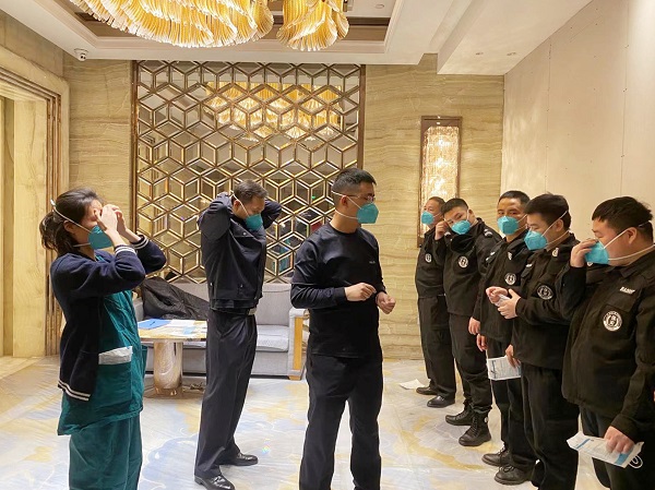 防护培训(左一许斅斅).jpg 防护培训(左一许斅斅).jpg